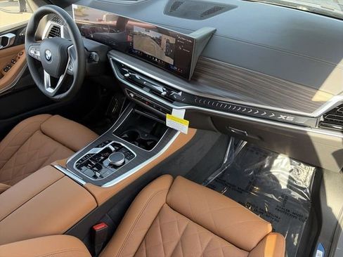 New 2026 BMW X5 xDrive50e AWD/4WD image 12