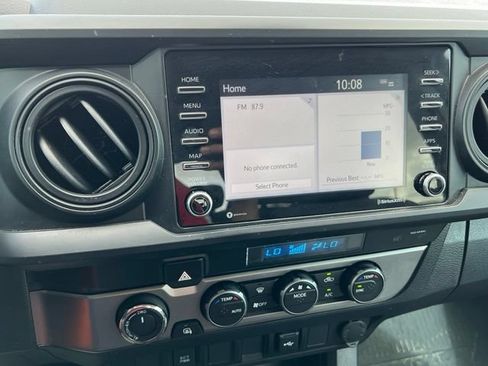 Used 2023 Toyota Tacoma SR AWD/4WD image 14