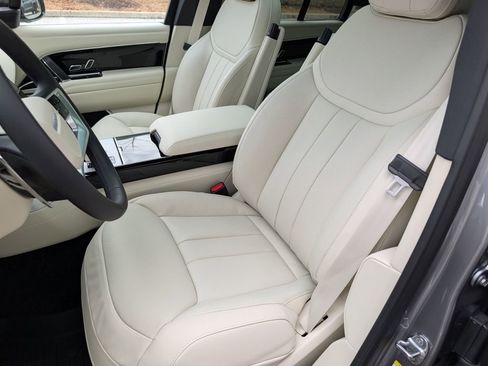 New 2026 Land Rover Range Rover SE AWD/4WD image 6
