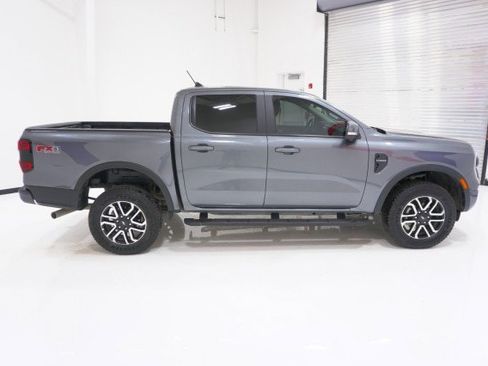 Certified 2025 Ford Ranger Lariat w/ FX4 Off-Road Package AWD/4WD image 4
