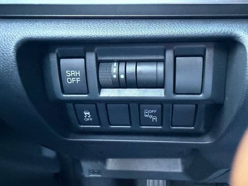 Used 2018 Subaru Crosstrek 2.0i Limited AWD/4WD image 37