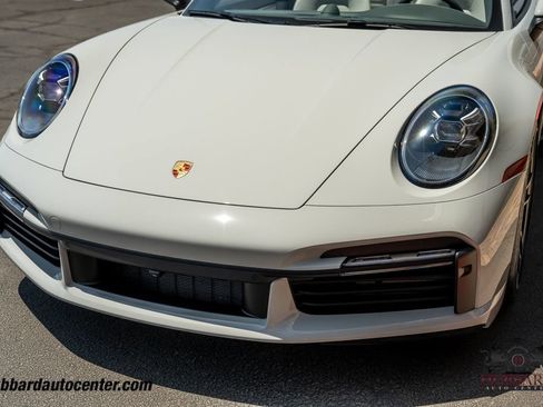 Used 2022 Porsche 911 Cabriolet AWD/4WD image 16