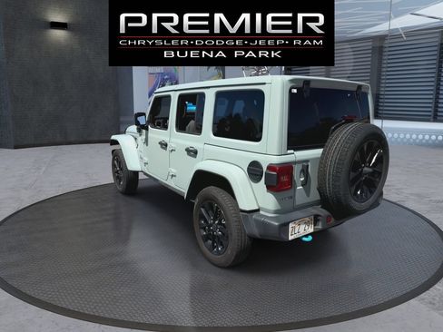 Used 2024 Jeep Wrangler Unlimited Sahara AWD/4WD image 6