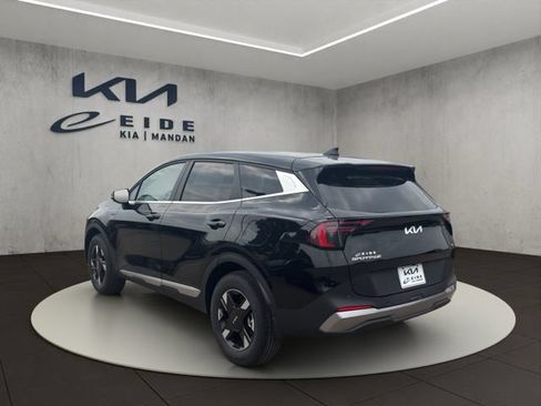 New 2026 Kia Sportage LX w/ LX Convenience Package AWD/4WD image 11
