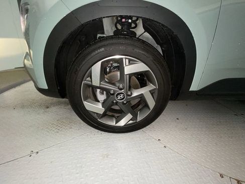 Certified 2026 Hyundai Venue SEL FWD image 10