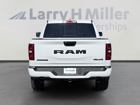 New 2026 RAM 1500 Big Horn AWD/4WD image 5