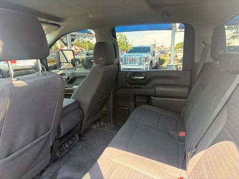 Used 2022 Chevrolet Silverado 2500 LT w/ Convenience Package AWD/4WD image 5