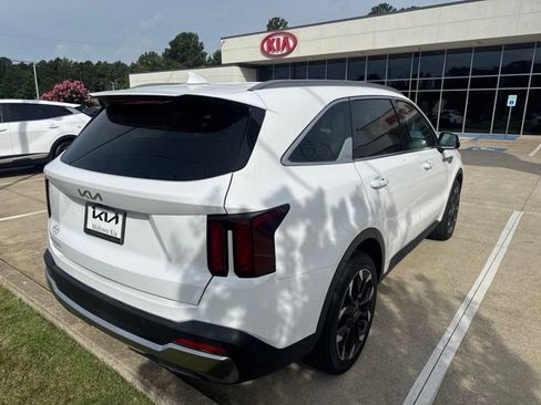 New 2026 Kia Sorento EX FWD image 8