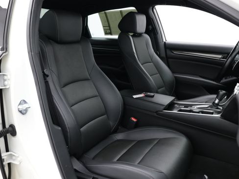 Used 2021 Honda Accord Sport image 37