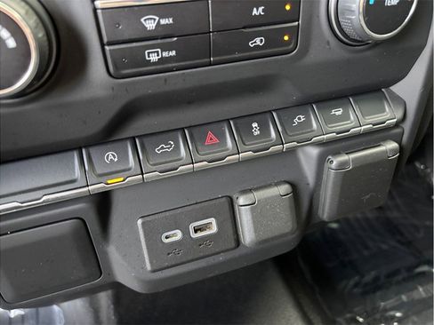 Used 2021 Chevrolet Silverado 1500 W/T w/ WT Value Package image 27