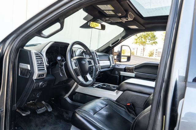 Used 2017 Ford F250 Lariat w/ Lariat Ultimate Package AWD/4WD image 18