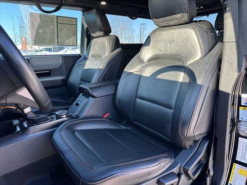 Used 2022 Ford Bronco Badlands image 21