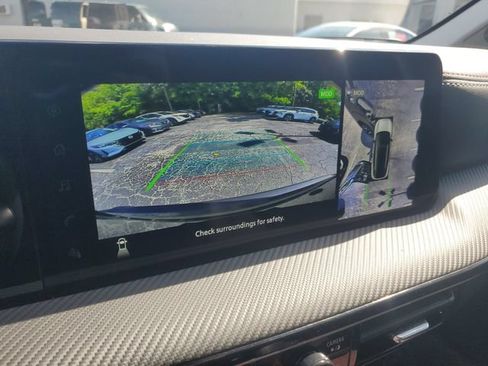 Certified 2025 Nissan Kicks SR AWD/4WD image 21