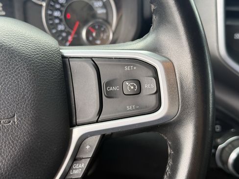 Used 2024 RAM 2500 Big Horn AWD/4WD image 17