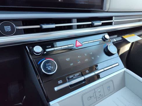 New 2026 Hyundai Santa Fe SE AWD/4WD image 12