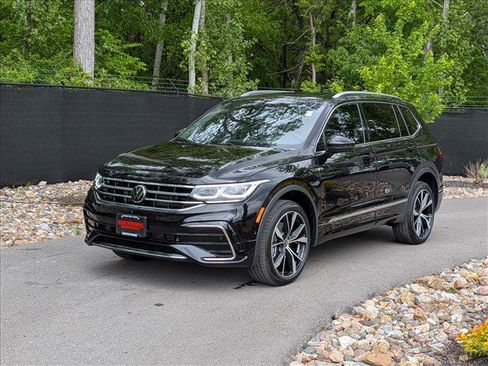 Certified 2024 Volkswagen Tiguan SEL R-Line w/ MDO Package, Two-Row AWD/4WD image 1