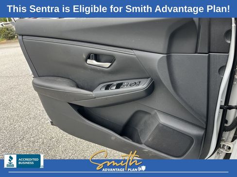 Used 2022 Nissan Sentra SV w/ Trunk Package image 12