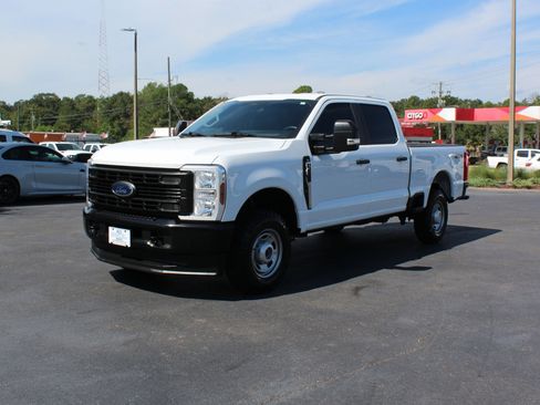 Used 2024 Ford F250 XL image 9