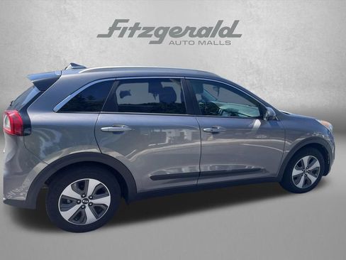 Used 2018 Kia Niro LX FWD image 3