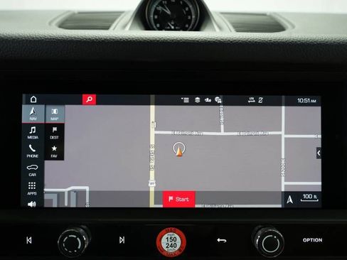 New 2026 Porsche Macan image 19