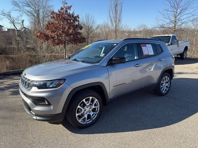 Used 2022 Jeep Compass Latitude w/ Sun and Sound Group