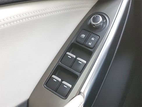 Used 2017 MAZDA MAZDA6 Grand Touring image 15