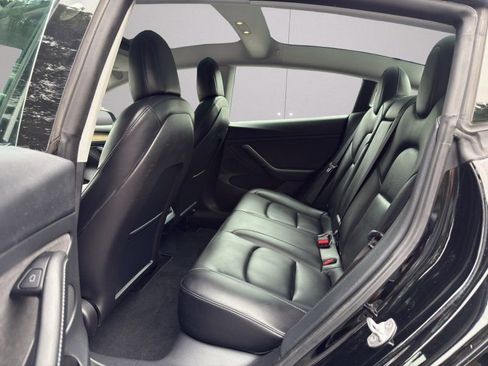 Used 2021 Tesla Model 3 Long Range image 10