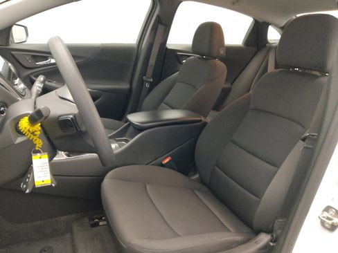 Used 2024 Chevrolet Malibu LS w/ Driver Confidence Package FWD image 17