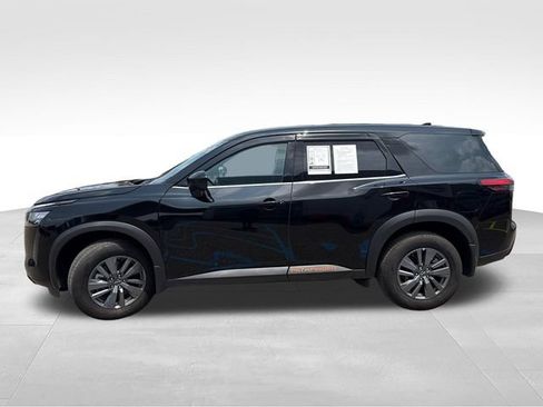 Certified 2026 Nissan Pathfinder S FWD image 5