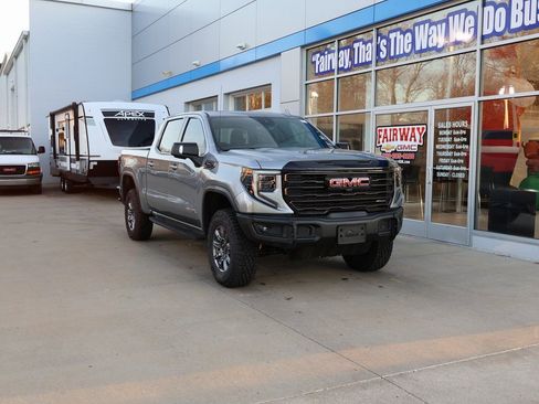 New 2025 GMC Sierra 1500 AT4X image 2