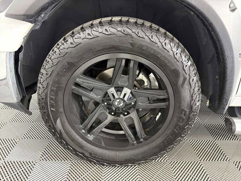 Used 2018 RAM 1500 Big Horn image 12