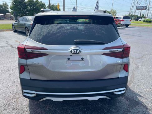 Used 2021 Kia Seltos EX AWD/4WD image 8