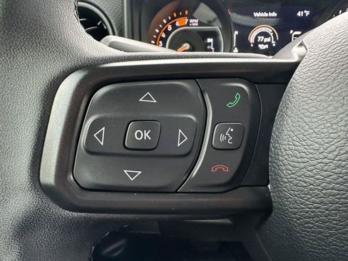Used 2025 Jeep Wrangler Unlimited Rubicon image 18