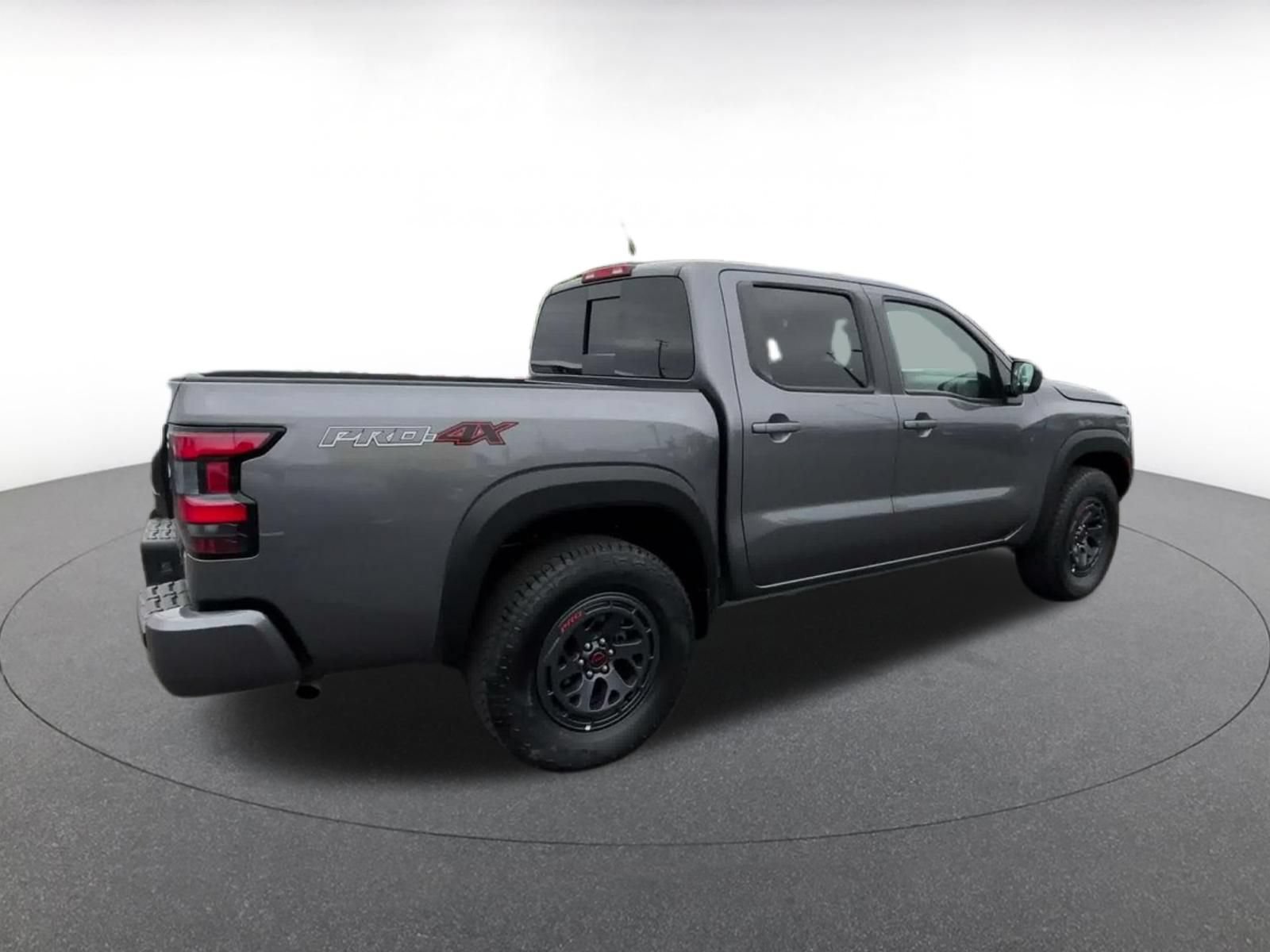Used 2026 Nissan Frontier PRO-4X AWD/4WD image 14