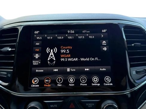 Used 2021 Jeep Grand Cherokee Limited w/ Sun & Sound Group AWD/4WD image 27