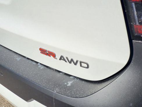 New 2026 Nissan Kicks SR image 8