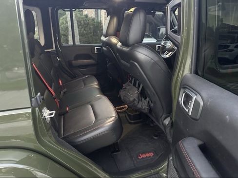 Used 2020 Jeep Wrangler Unlimited Rubicon w/ Quick Order Package 28Y Recon image 11