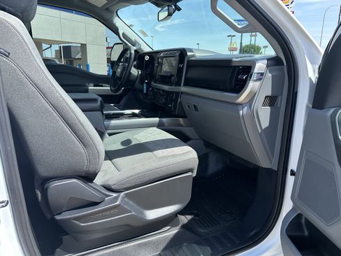 Used 2023 Ford F350 XLT w/ 360-Degree Camera Package AWD/4WD image 12