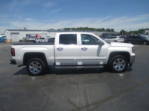 Used 2018 GMC Sierra 1500 SLT AWD/4WD image 6