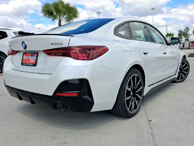 New 2026 BMW 430i xDrive w/ M Sport Package AWD/4WD image 7