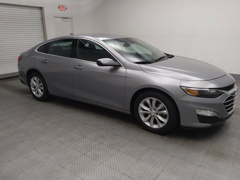 Used 2025 Chevrolet Malibu LT image 11