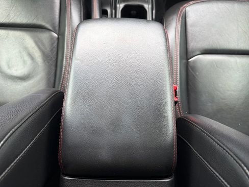 Used 2019 Jeep Wrangler Unlimited Rubicon AWD/4WD image 38