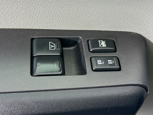 Used 2017 Nissan NV 3500 S w/ Power Package image 20