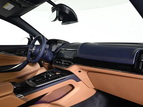 New 2026 Aston Martin DBX 707 image 14