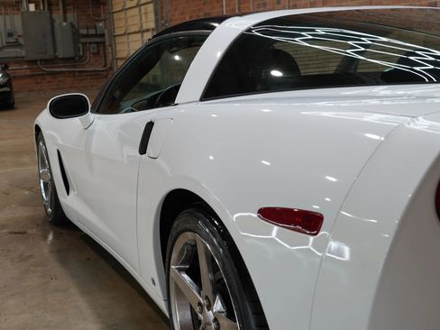 Used 2008 Chevrolet Corvette Coupe w/ Preferred Equipment Group RWD image 20