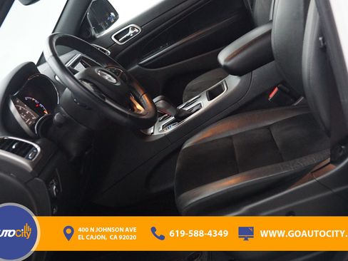 Used 2018 Jeep Grand Cherokee Altitude RWD image 9