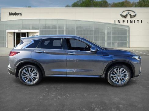 New 2025 INFINITI QX50 Luxe image 6