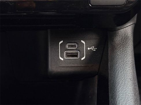 Used 2022 Jeep Compass Trailhawk w/ Trailhawk Elite Group image 22