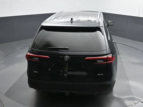 Used 2024 Toyota Grand Highlander AWD image 42