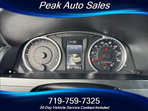 Used 2015 Toyota Camry SE image 18